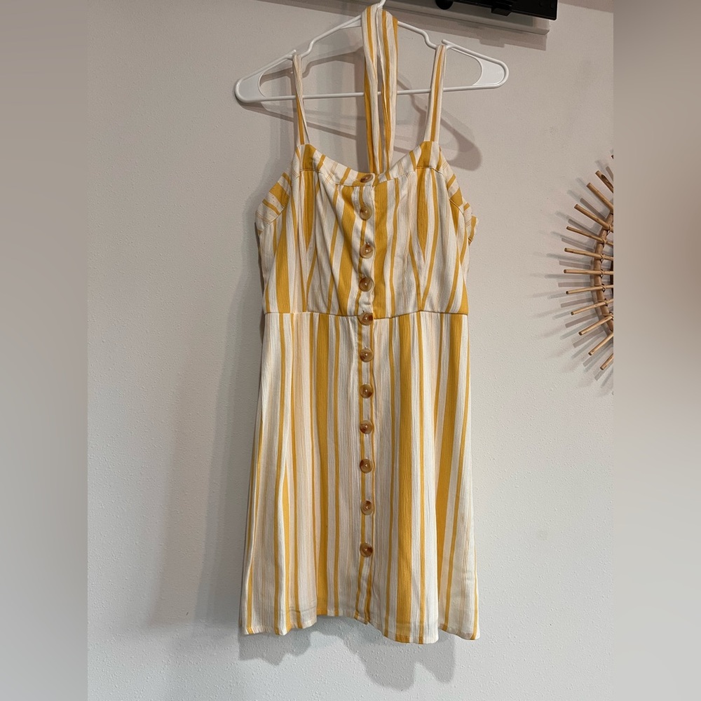 Womens size medium striped yellow sun dress